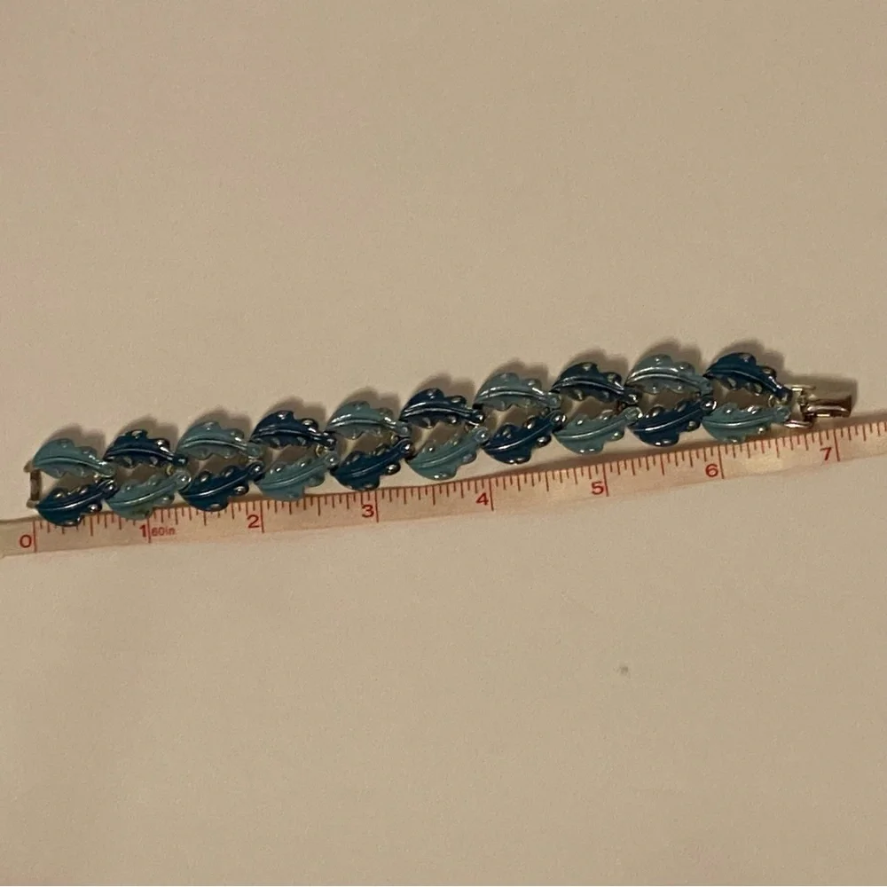 CORO SIGNED BRACELET LINKS BLUE ENAMEL LEAVES VINTAGE SILVER TONE 7”